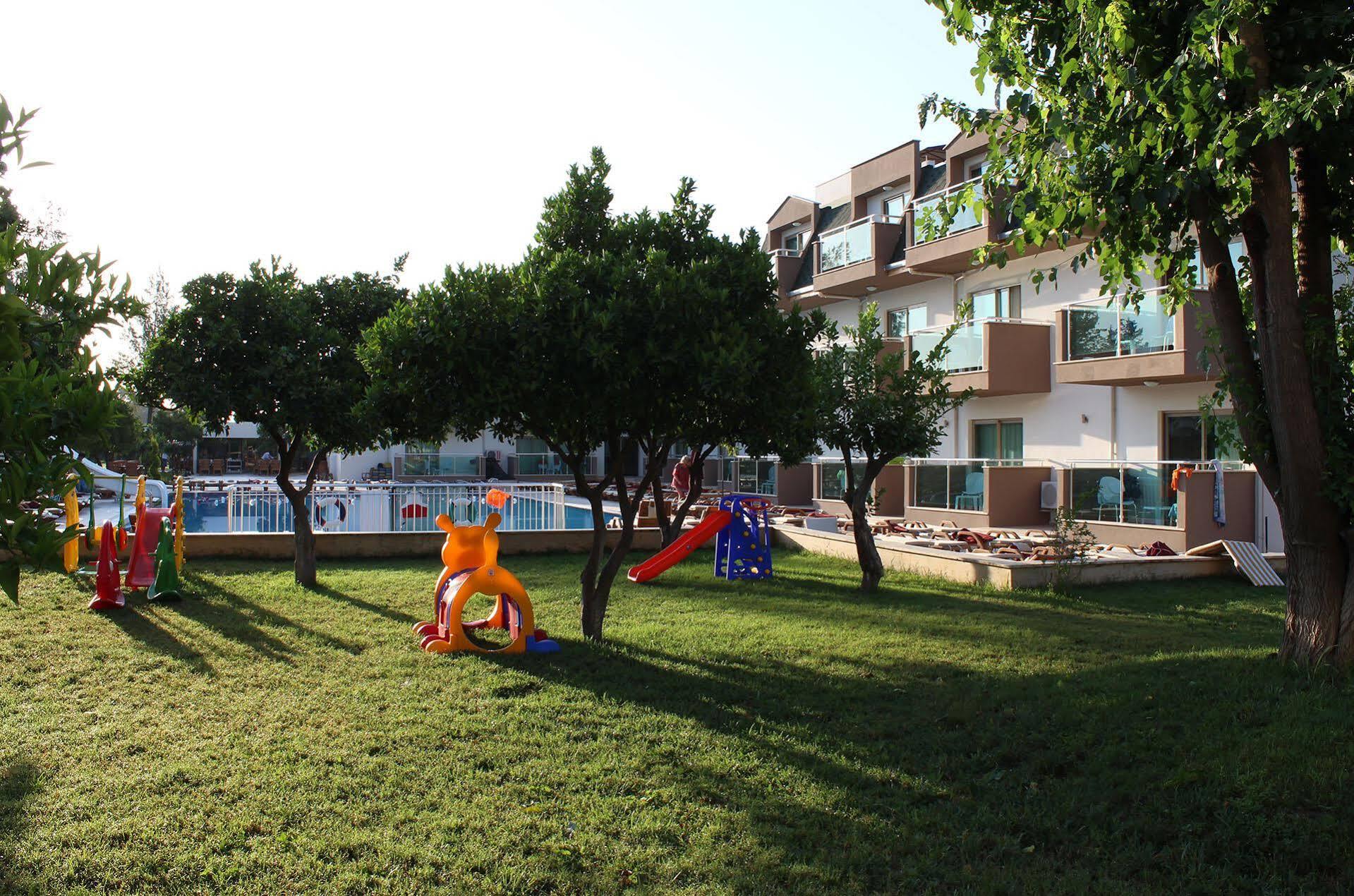 Monna Roza Garden Hotel Kemer Exterior photo